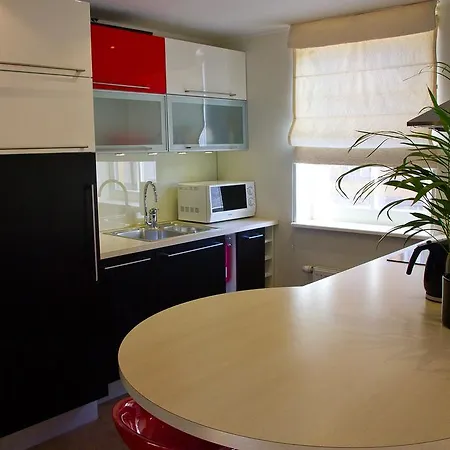 Apartment Komeedi