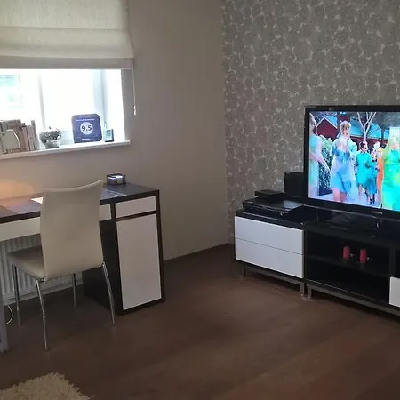 Apartment Komeedi